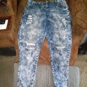 Donates ripped jeans